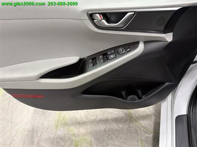 2020 Hyundai IONIQ White - Photo 25 - Bethany, CT 06524