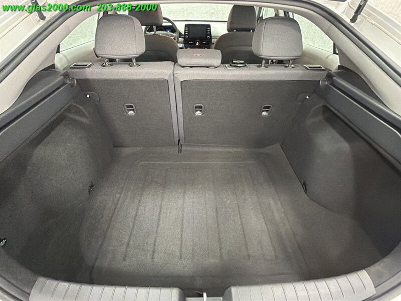 2020 Hyundai IONIQ White - Photo 15 - Bethany, CT 06524