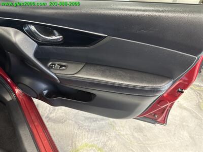 2019 Nissan Rogue Sport SL   - Photo 16 - Bethany, CT 06524
