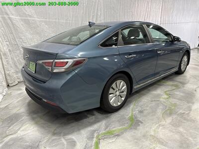 2016 Hyundai Sonata Hybrid SE   - Photo 8 - Bethany, CT 06524