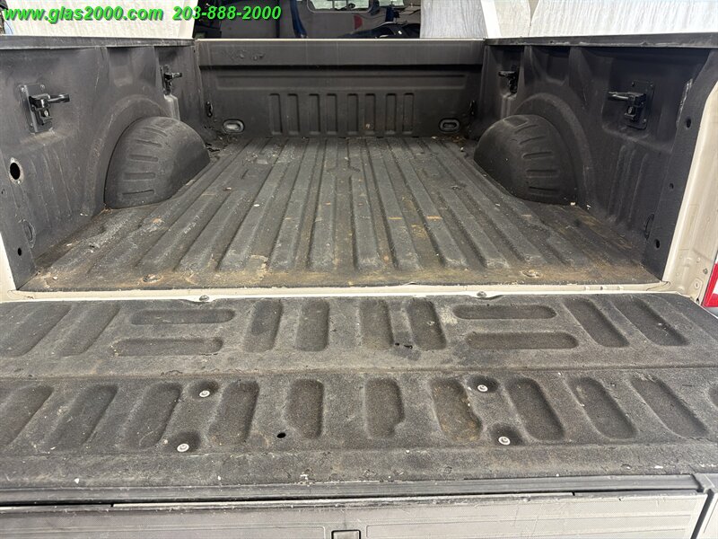 2018 Ford F-350 Super Duty Lariat - Photo 15 - Bethany, CT 06524