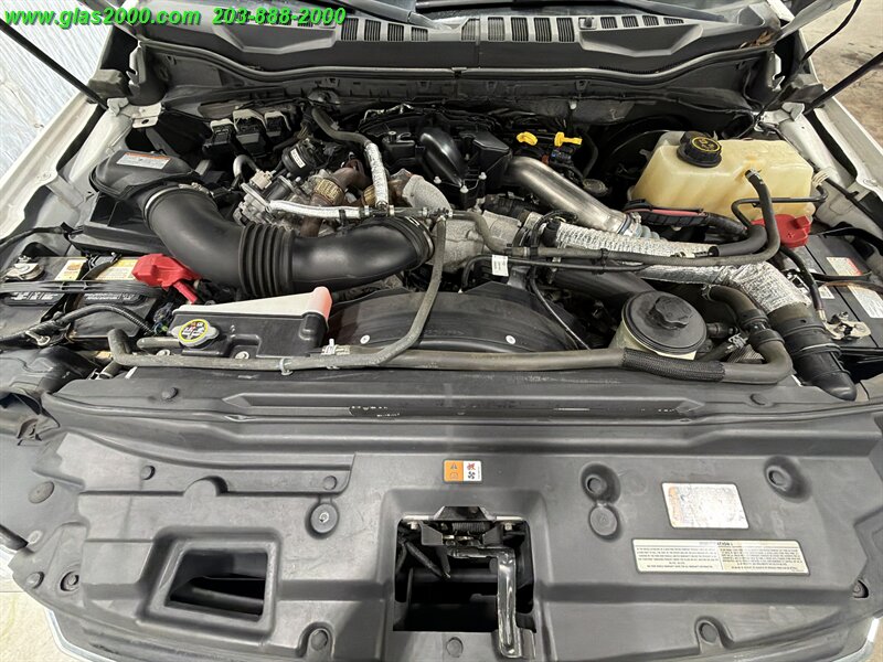 2018 Ford F-350 Super Duty Lariat - Photo 18 - Bethany, CT 06524