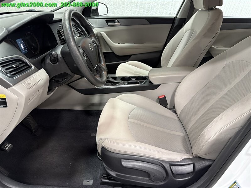 2017 Hyundai Sonata - Photo 22 - Bethany, CT 06524