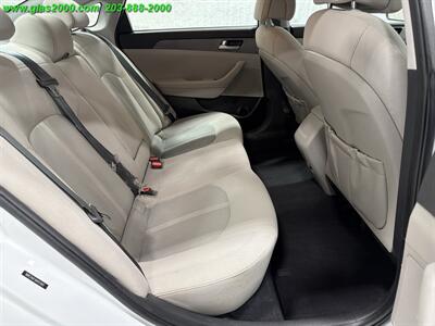 2017 Hyundai Sonata - Photo 10 - Bethany, CT 06524