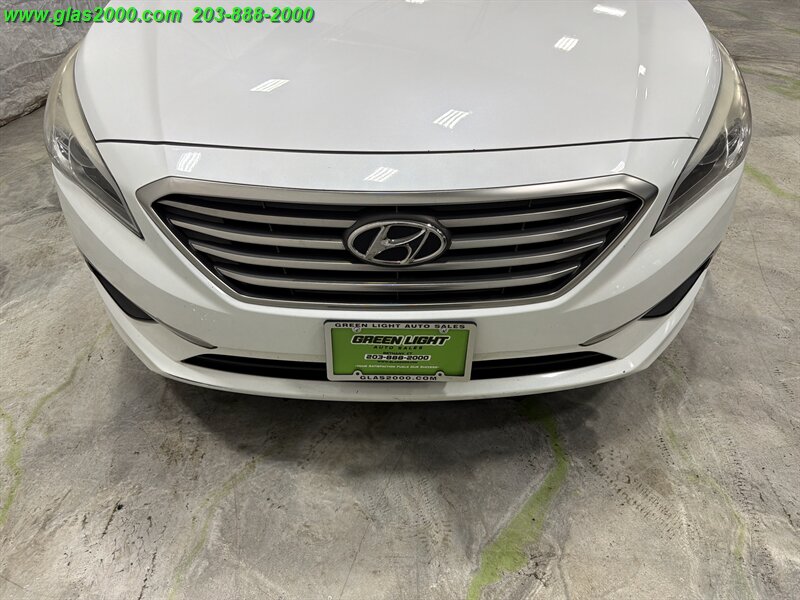 2017 Hyundai Sonata - Photo 24 - Bethany, CT 06524