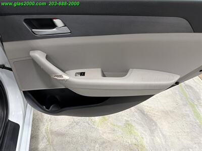 2017 Hyundai Sonata - Photo 29 - Bethany, CT 06524
