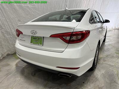 2017 Hyundai Sonata - Photo 8 - Bethany, CT 06524