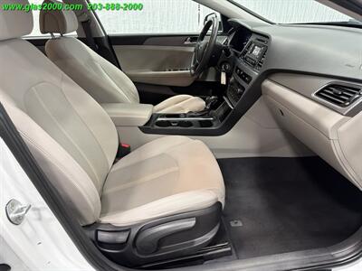 2017 Hyundai Sonata - Photo 21 - Bethany, CT 06524