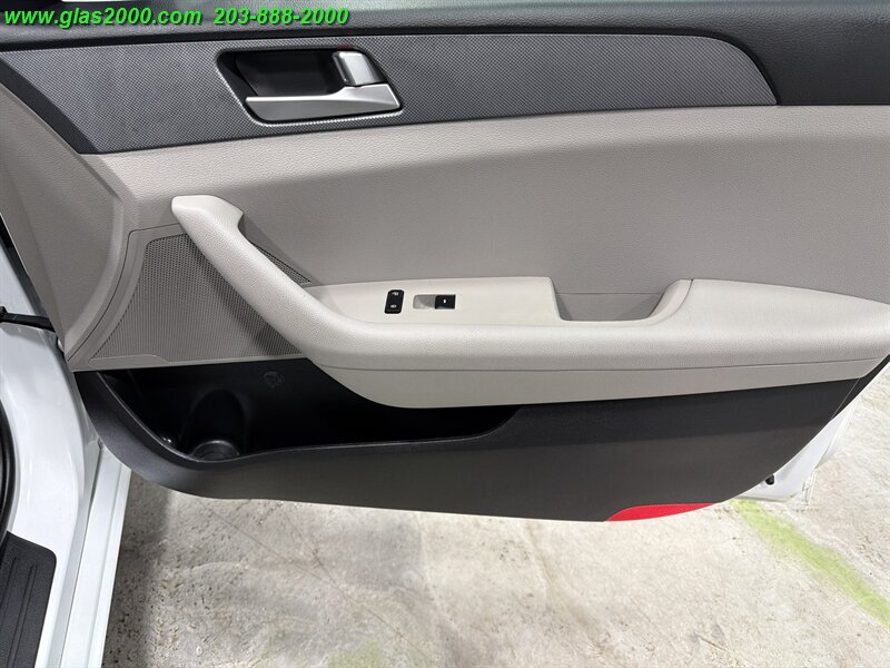 2017 Hyundai Sonata - Photo 28 - Bethany, CT 06524