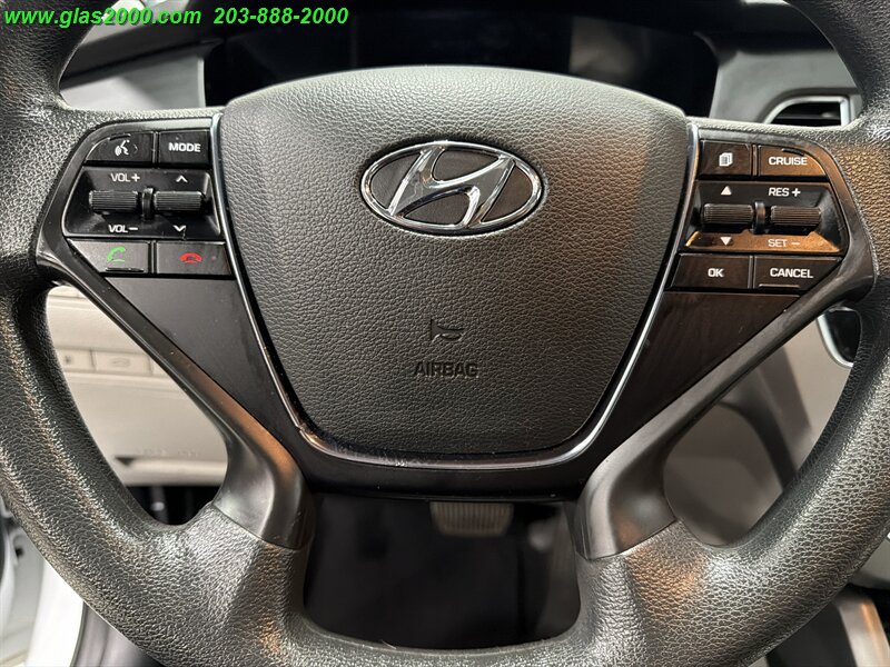 2017 Hyundai Sonata - Photo 15 - Bethany, CT 06524