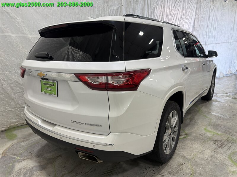2019 Chevrolet Traverse Premier - Photo 8 - Bethany, CT 06524