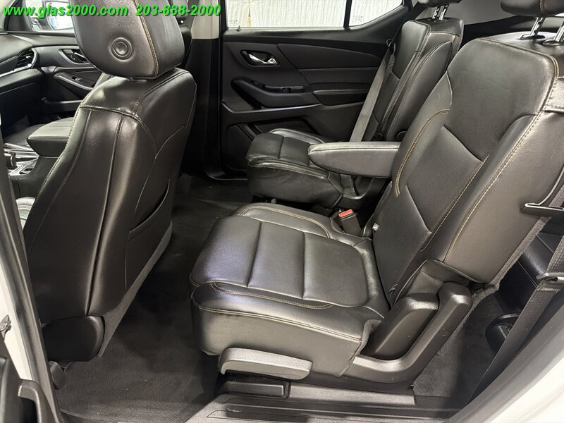 2019 Chevrolet Traverse Premier - Photo 9 - Bethany, CT 06524