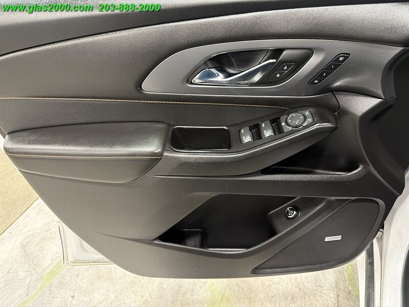 2019 Chevrolet Traverse Premier - Photo 28 - Bethany, CT 06524