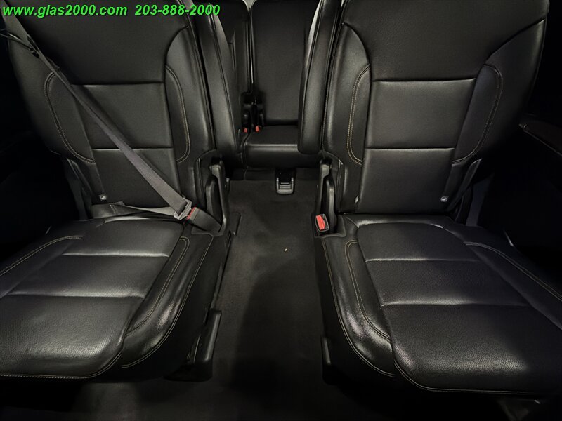 2019 Chevrolet Traverse Premier - Photo 30 - Bethany, CT 06524