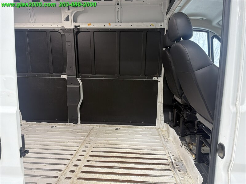 2024 RAM ProMaster High Roof - Photo 15 - Bethany, CT 06524