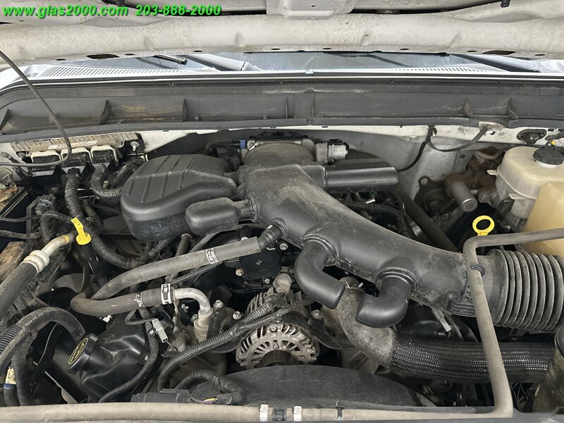 2015 Ford F-550 Super Duty XL - Photo 12 - Bethany, CT 06524