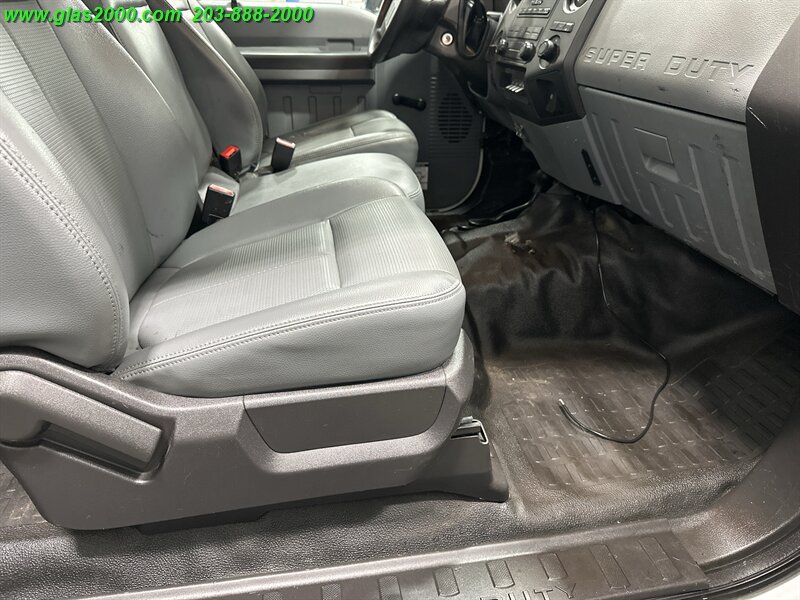 2015 Ford F-550 Super Duty XL - Photo 21 - Bethany, CT 06524