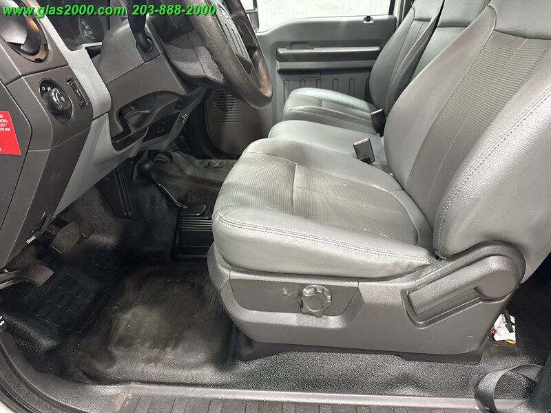 2015 Ford F-550 Super Duty XL - Photo 23 - Bethany, CT 06524