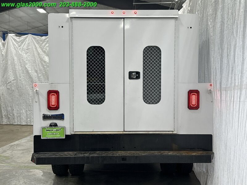 2015 Ford F-550 Super Duty XL - Photo 20 - Bethany, CT 06524