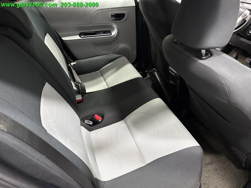 2012 Toyota Prius C One   - Photo 10 - Bethany, CT 06524