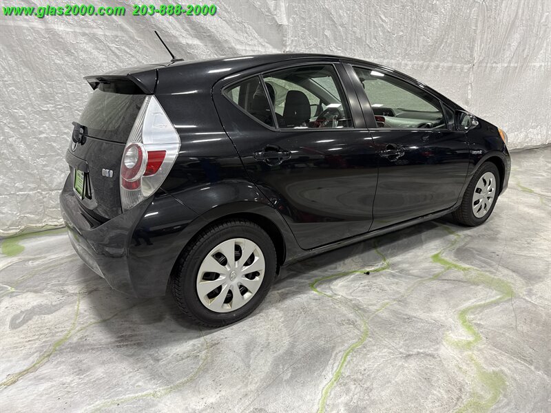 2012 Toyota Prius C One   - Photo 8 - Bethany, CT 06524