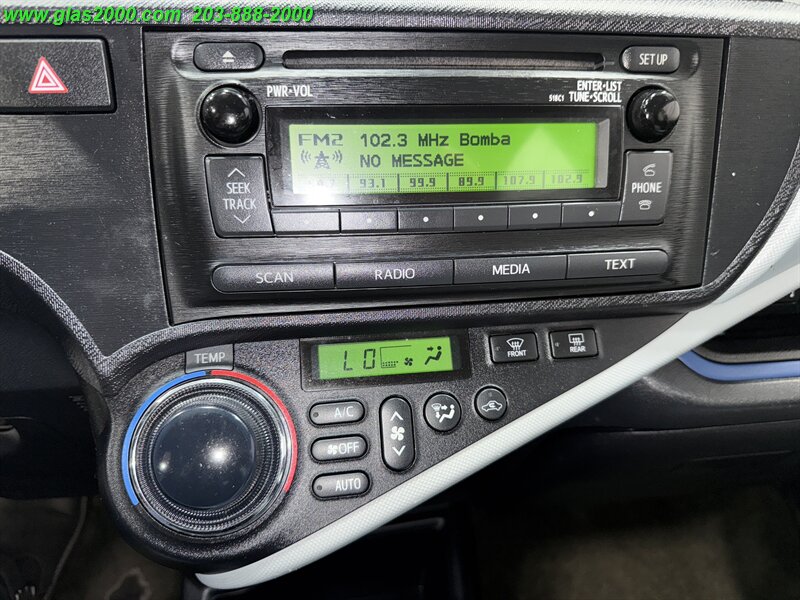 2012 Toyota Prius C One   - Photo 11 - Bethany, CT 06524