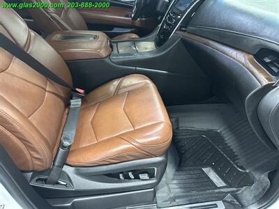 2018 Cadillac Escalade Luxury   - Photo 4 - Bethany, CT 06524