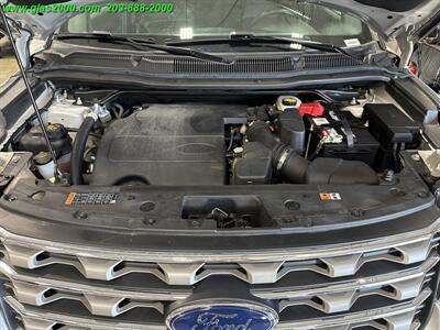 2017 Ford Explorer XLT   - Photo 12 - Bethany, CT 06524