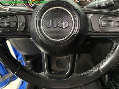 2022 Jeep Gladiator Sport   - Photo 28 - Bethany, CT 06524