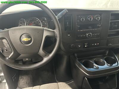 2015 Chevrolet Express LS Passenger   - Photo 11 - Bethany, CT 06524