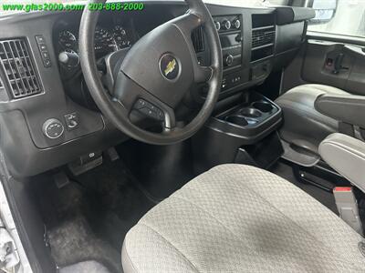 2015 Chevrolet Express LS Passenger   - Photo 3 - Bethany, CT 06524