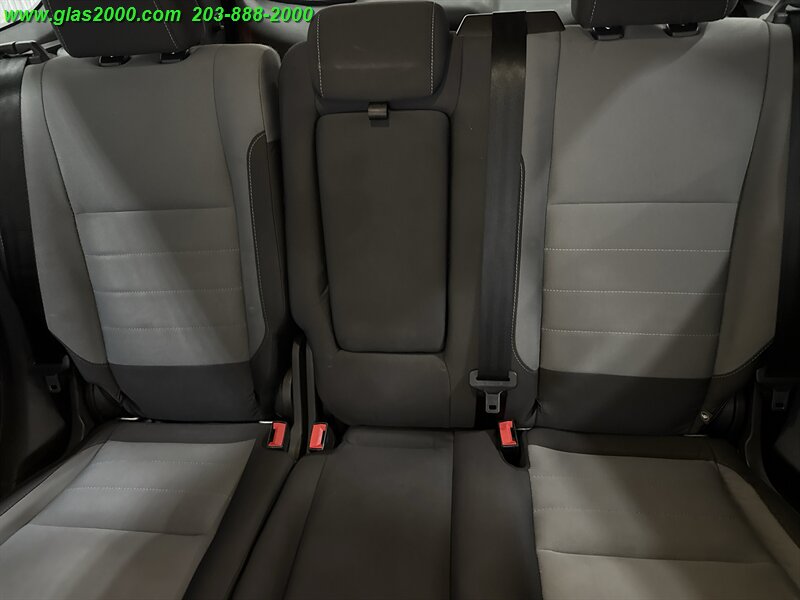 2016 Ford Escape SE - Photo 24 - Bethany, CT 06524