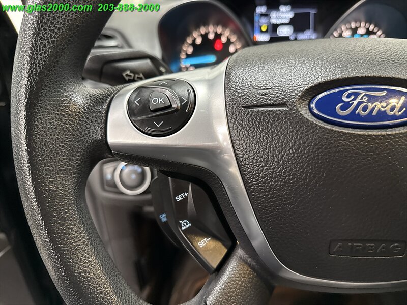 2016 Ford Escape SE - Photo 21 - Bethany, CT 06524