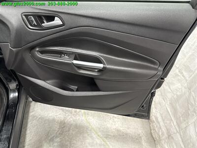 2016 Ford Escape SE - Photo 26 - Bethany, CT 06524