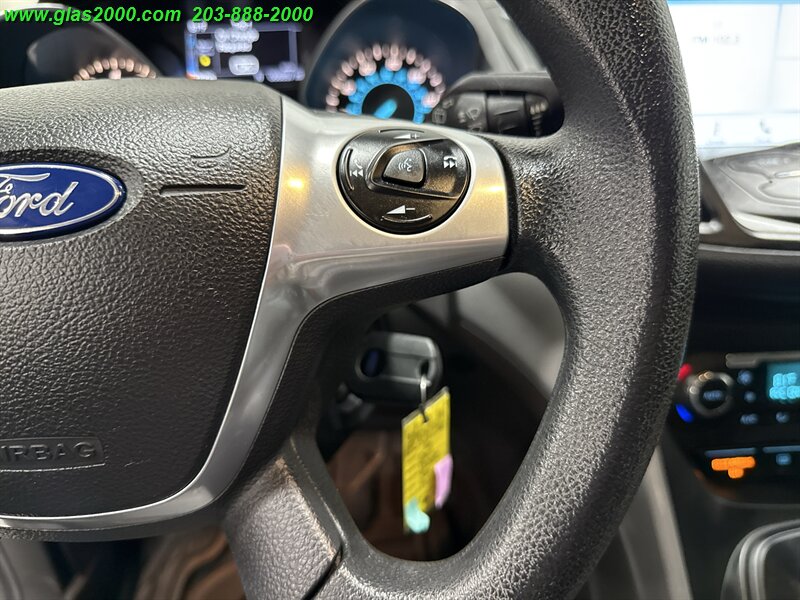 2016 Ford Escape SE - Photo 23 - Bethany, CT 06524