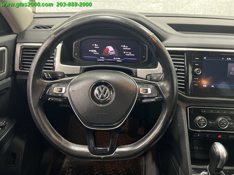 2020 Volkswagen Atlas SEL 4Motion - Photo 4 - Bethany, CT 06524