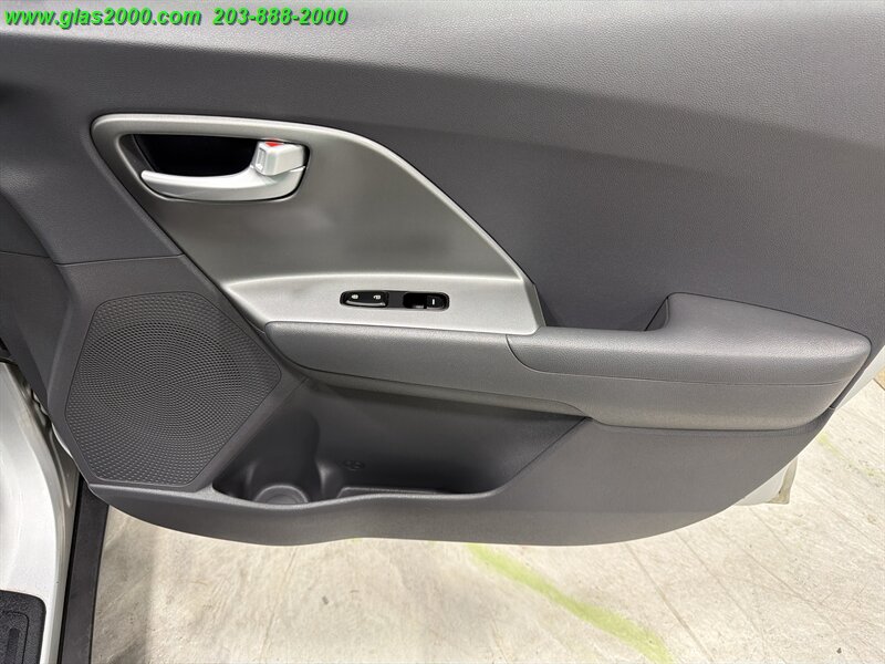 2018 Kia Niro FE - Photo 29 - Bethany, CT 06524