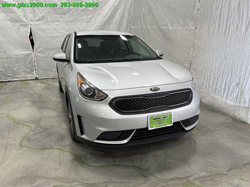 2018 Kia Niro FE - Photo 33 - Bethany, CT 06524