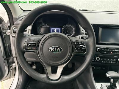 2018 Kia Niro FE - Photo 4 - Bethany, CT 06524