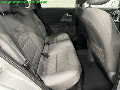 2018 Kia Niro FE - Photo 10 - Bethany, CT 06524