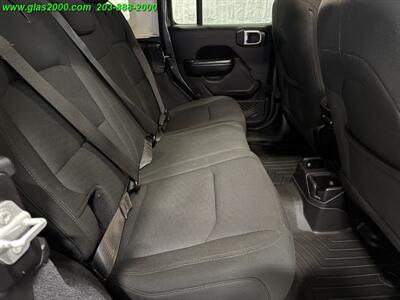 2019 Jeep Wrangler Unlimited Sport S   - Photo 10 - Bethany, CT 06524