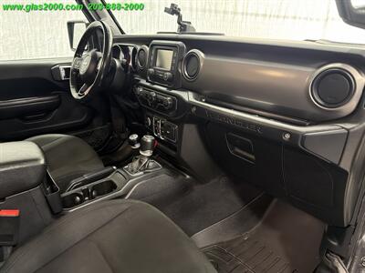 2019 Jeep Wrangler Unlimited Sport S   - Photo 5 - Bethany, CT 06524