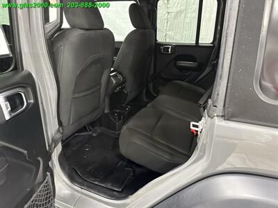 2018 Jeep Wrangler Unlimited Sport S   - Photo 9 - Bethany, CT 06524
