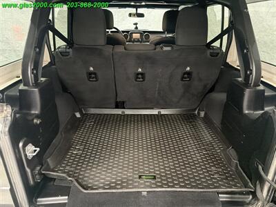 2019 Jeep Wrangler Unlimited Sport S   - Photo 15 - Bethany, CT 06524