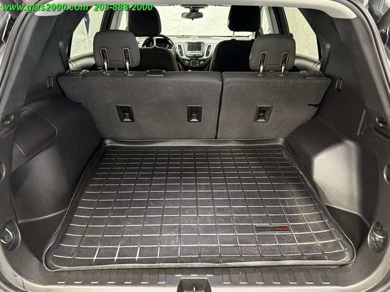 2020 Chevrolet Equinox LT - Photo 15 - Bethany, CT 06524