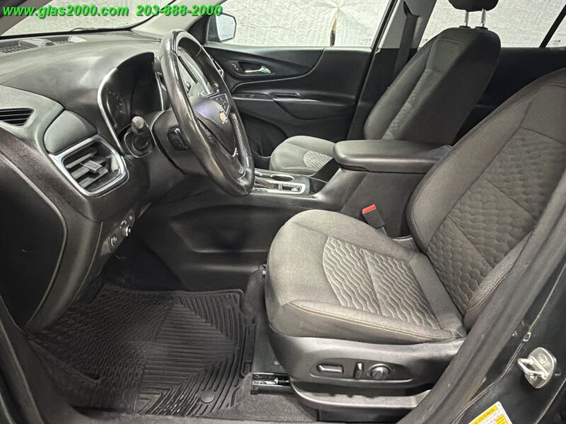 2020 Chevrolet Equinox LT - Photo 23 - Bethany, CT 06524