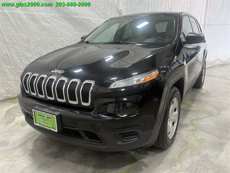 2017 Jeep Cherokee Sport   - Photo 1 - Bethany, CT 06524