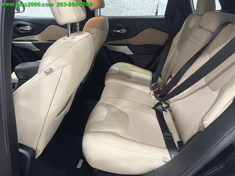 2017 Jeep Cherokee Sport - Photo 9 - Bethany, CT 06524