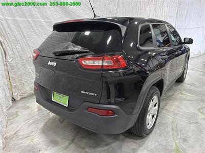 2017 Jeep Cherokee Sport - Photo 8 - Bethany, CT 06524