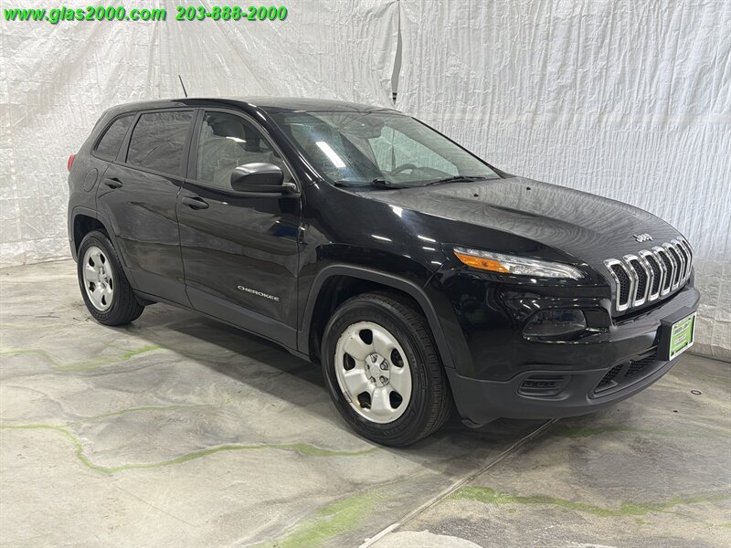 2017 Jeep Cherokee Sport - Photo 2 - Bethany, CT 06524